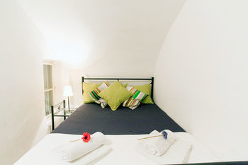 Jokai 1 Budapest
