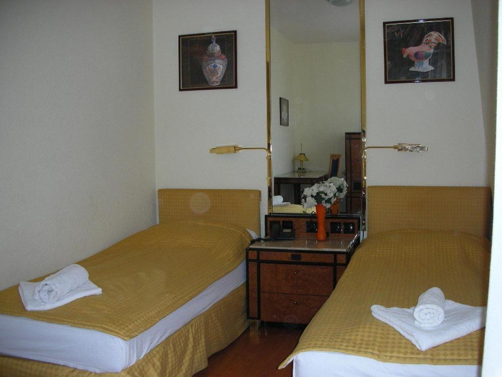 Hotel Panda 3*
