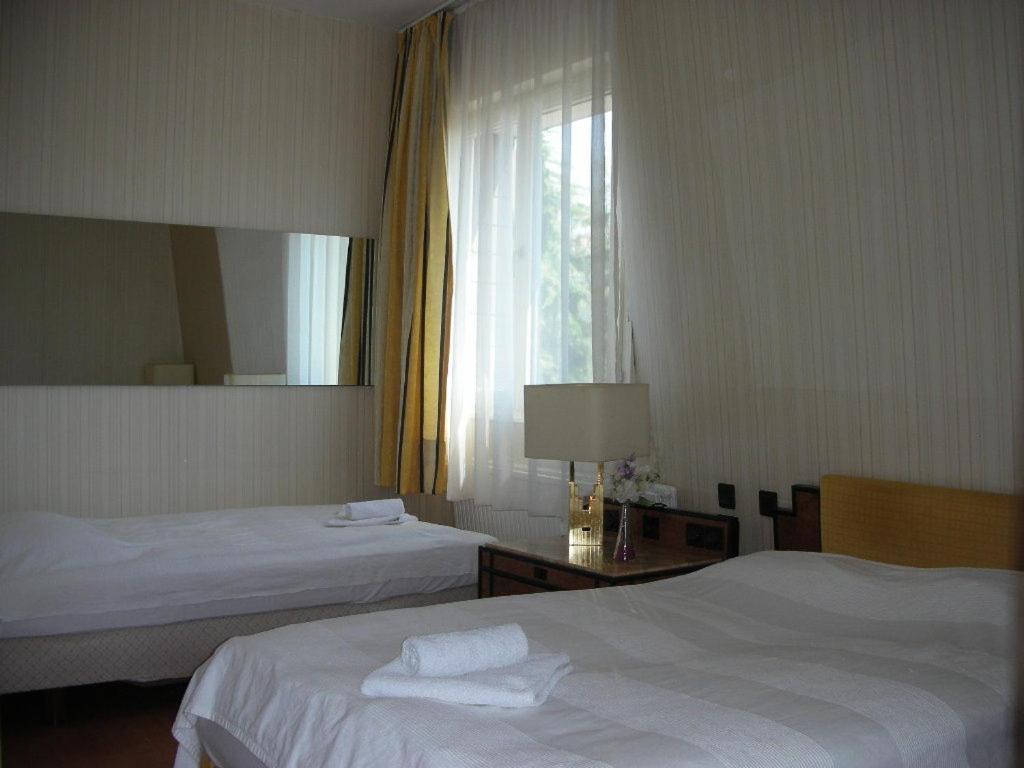 Panda Hotel 3*