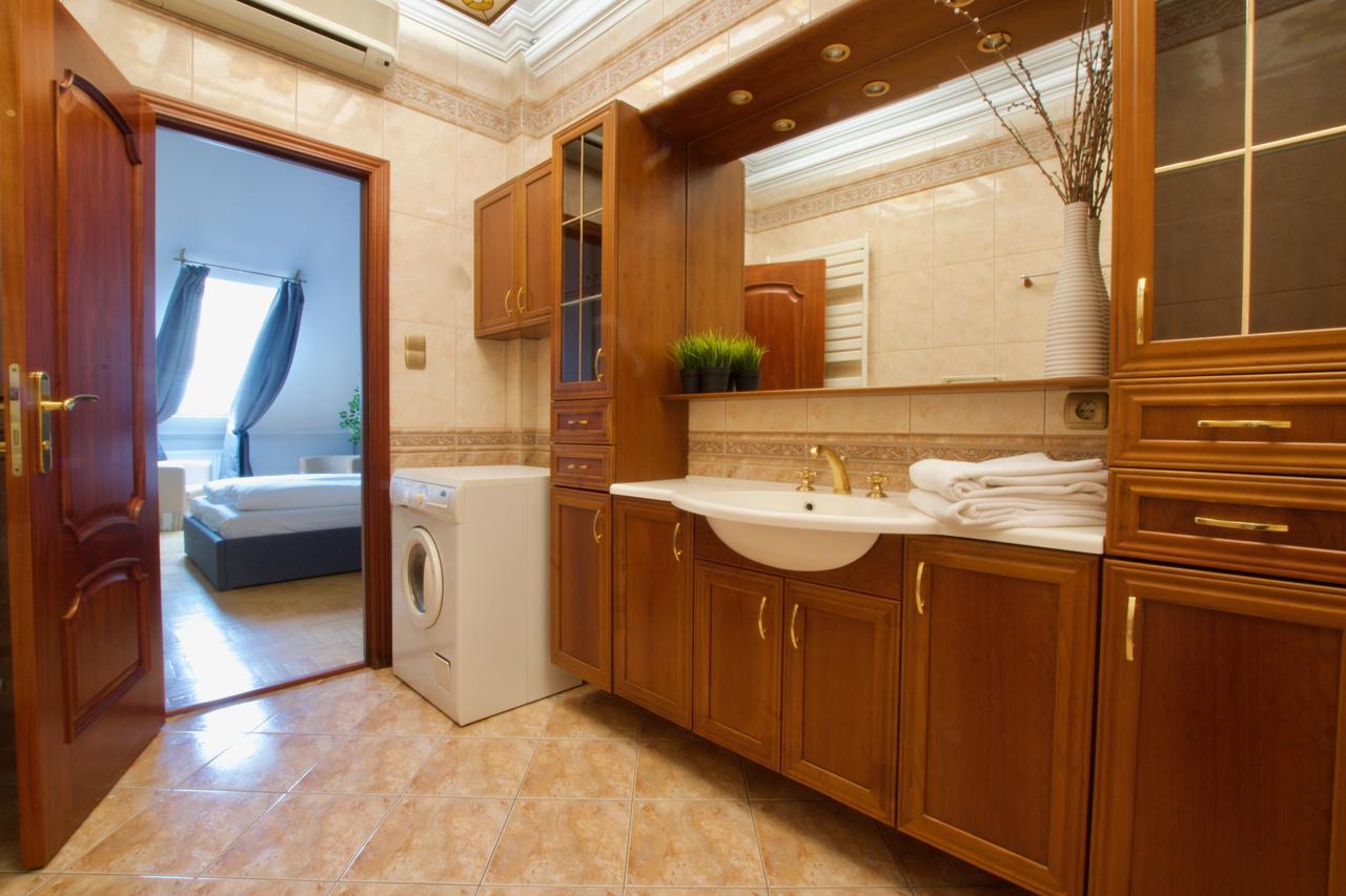 Standerd By Hi5 - Lovag Family Apartament