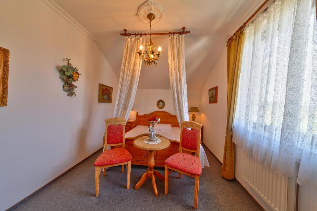 Hotel Romantik Hotel 3*