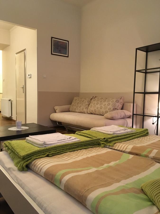 Appartement Arany Janos Apartman *
