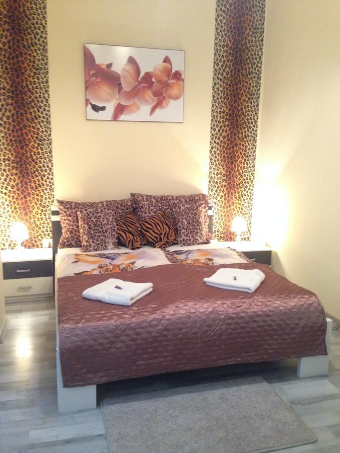 King Residences *