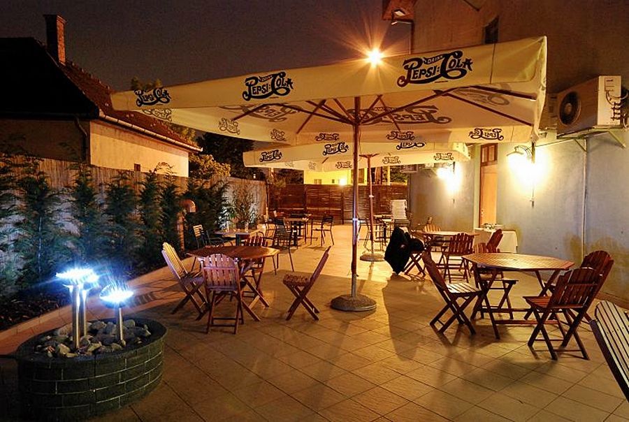 Amadeus Hotell 3*