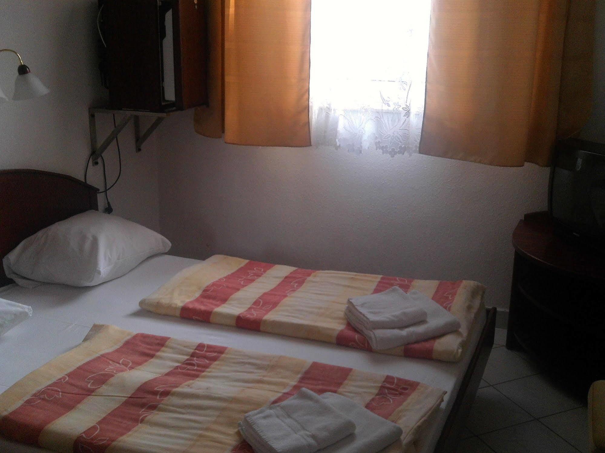 Polus Hotel 3*
