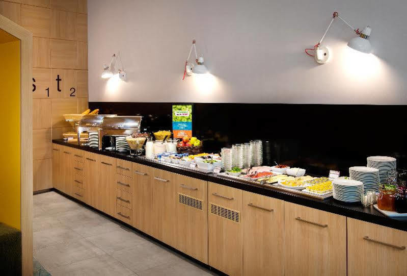 Ibis Styles Center