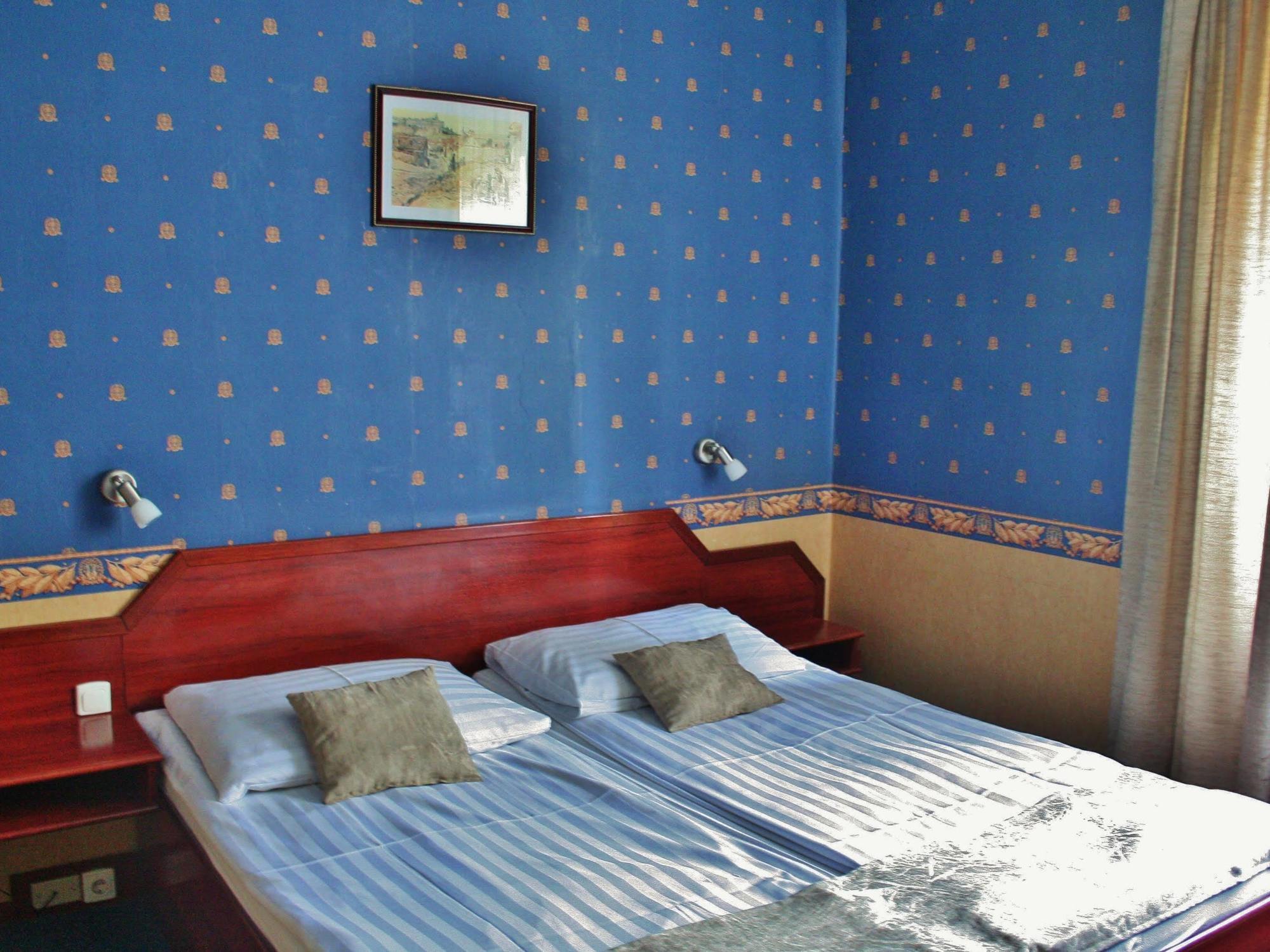 Classic Hotel 3*