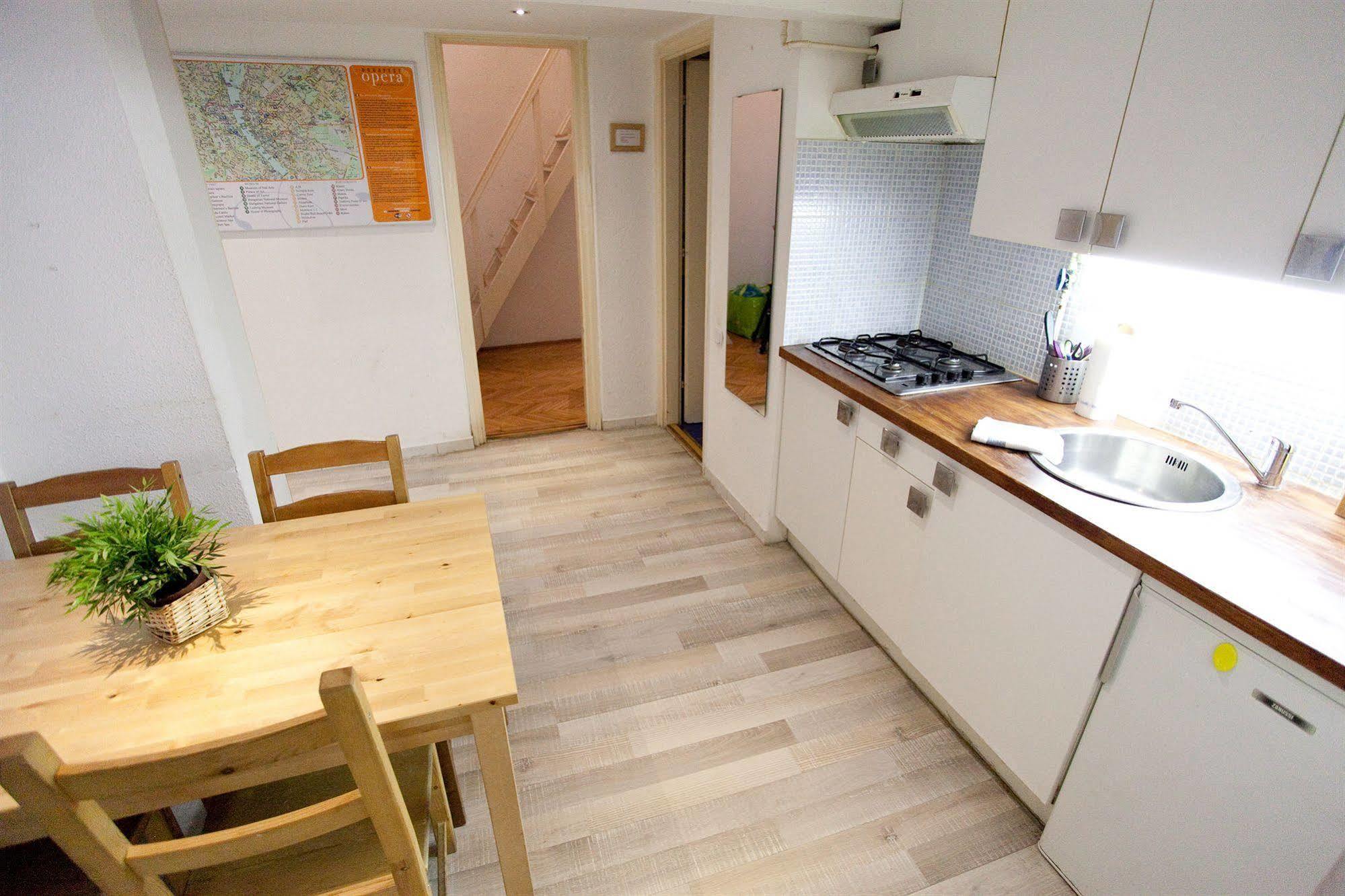Easy Flat Opera Apartman Budapest