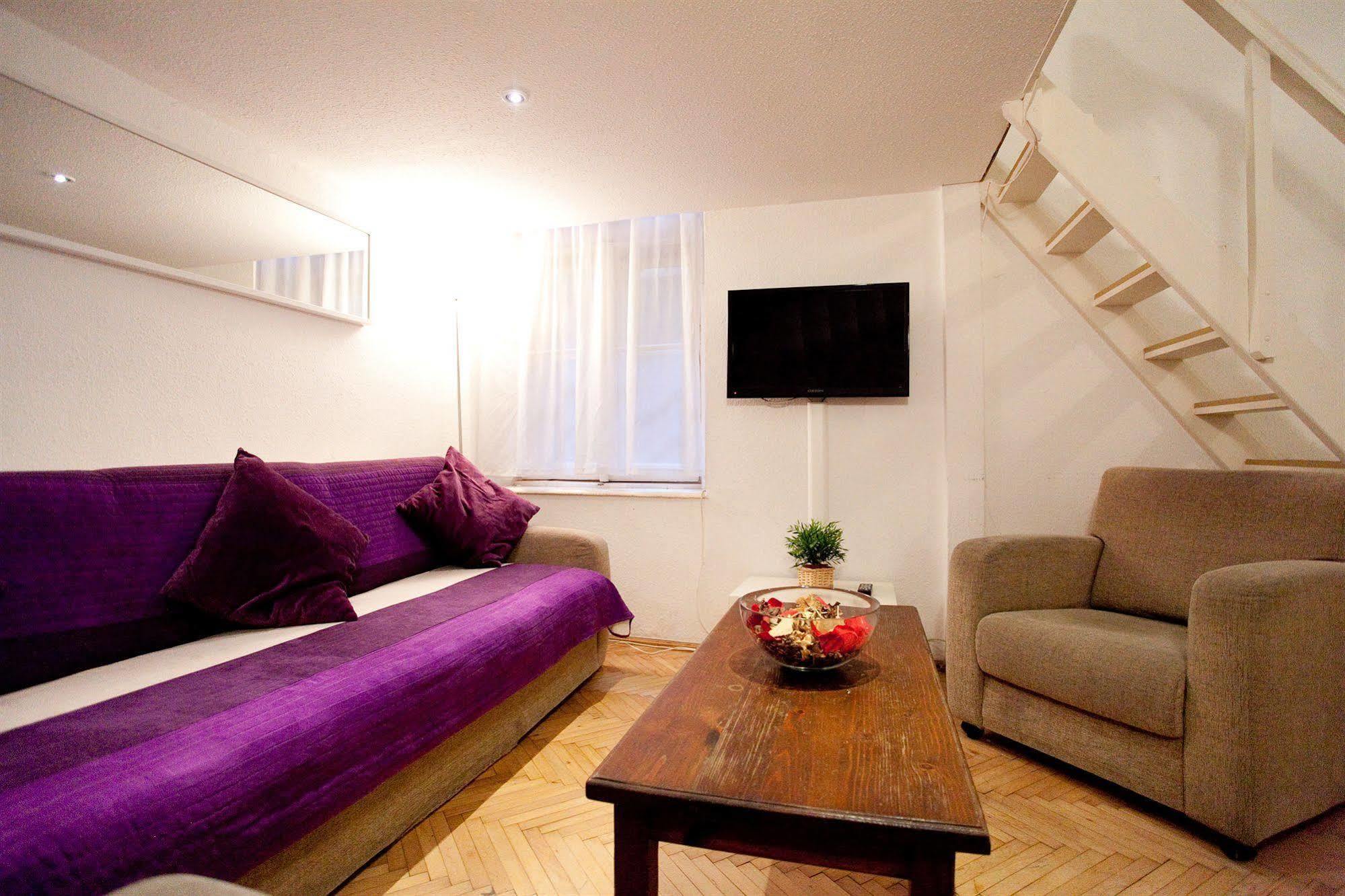 Easy Flat Opera Apartman