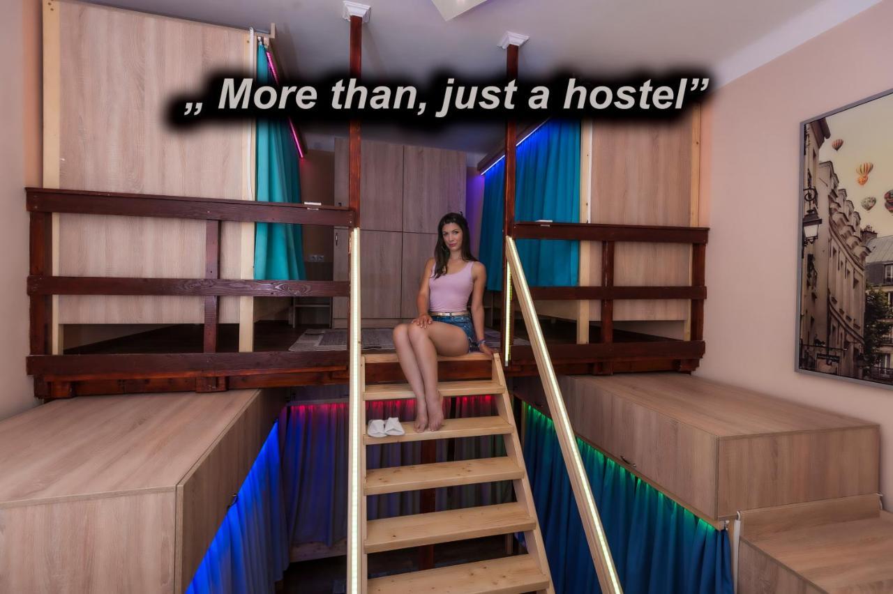 Metropolis Boutique 4*