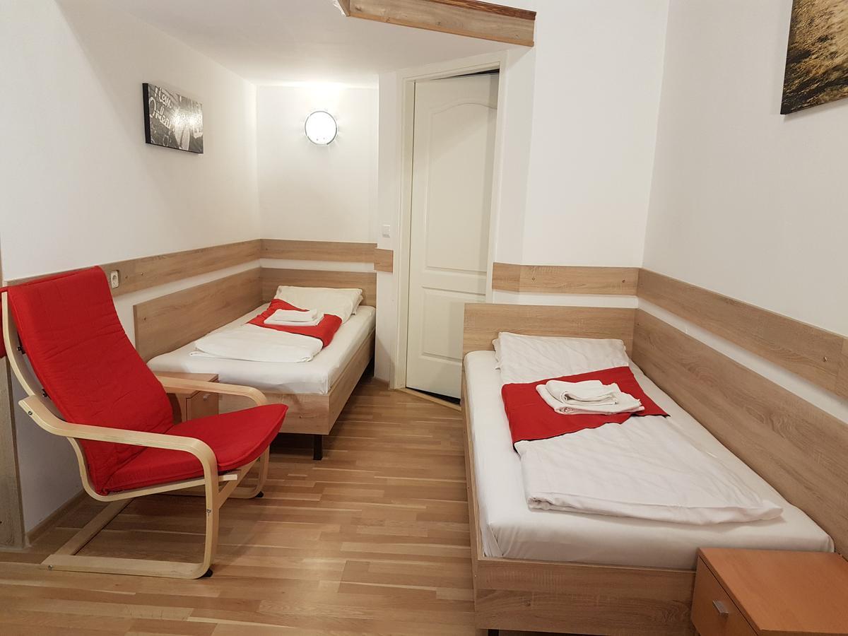 Apartment Flats At Ferenc Boulevard *