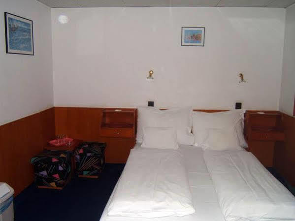 Hotel Lisa 3*