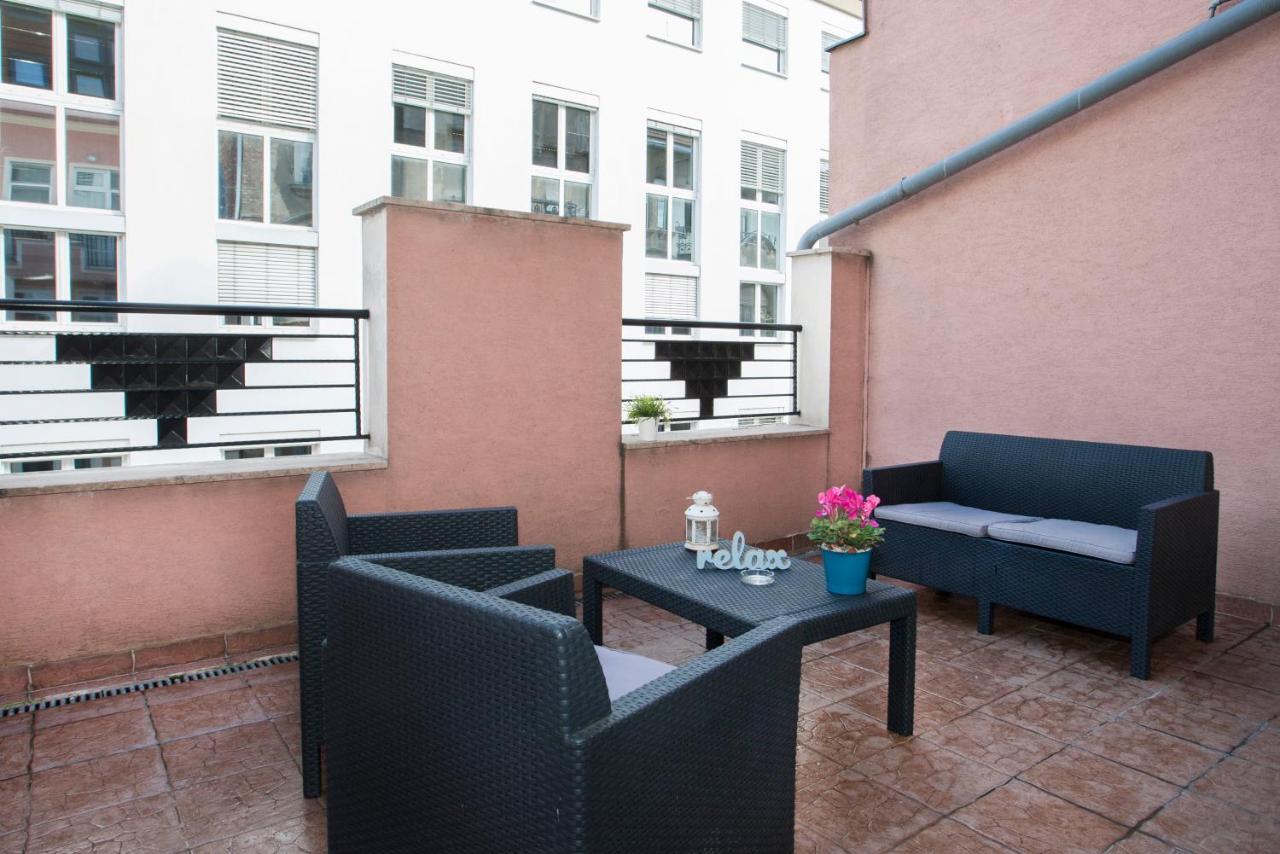 With Big Terrace