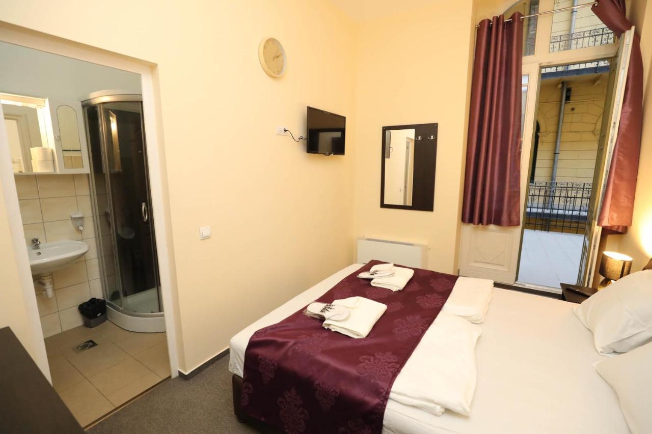 Hotell California 3*