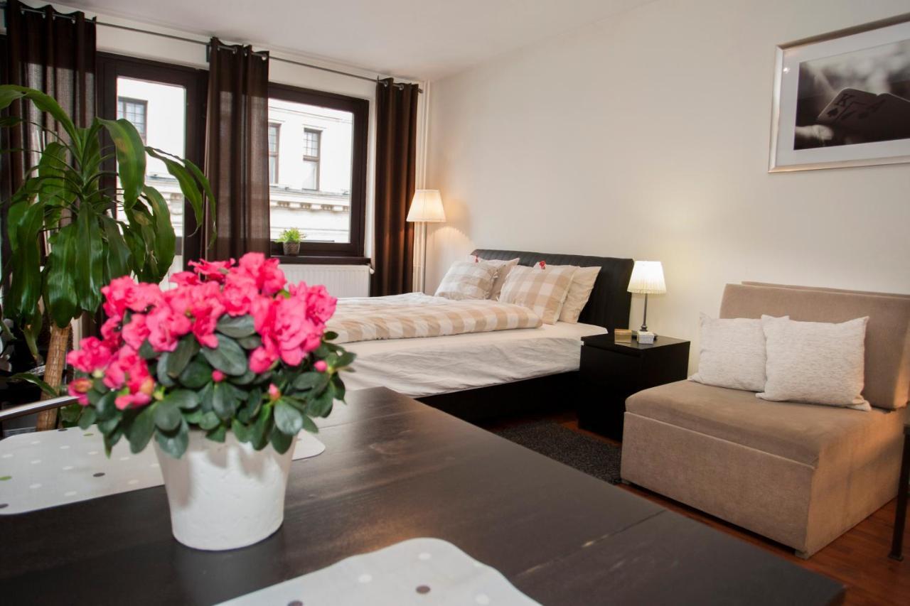 Gloria Apartment *