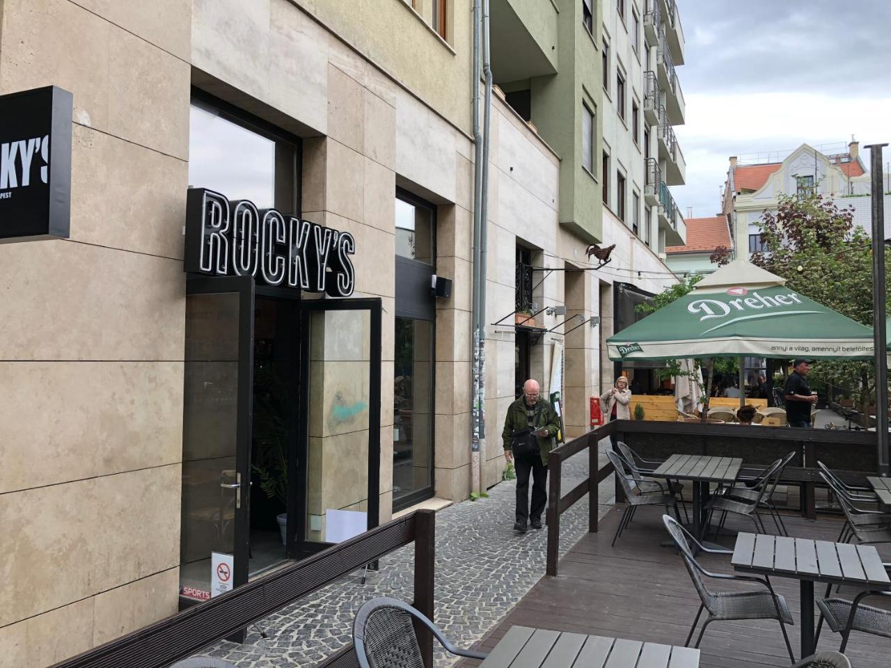 Kazinczy Deluxe * Budapest