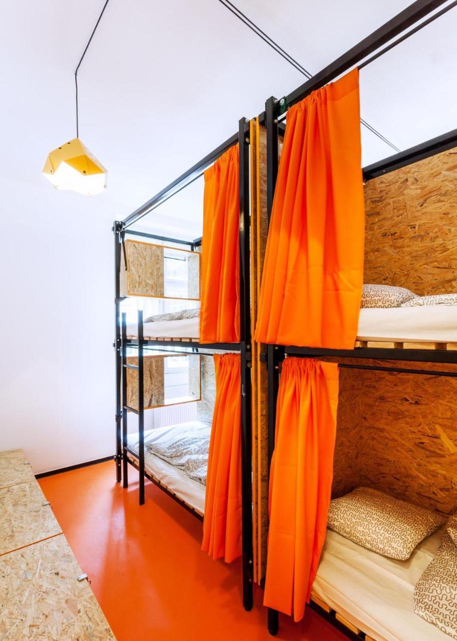 Essential Hostel