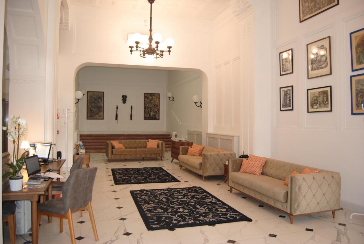 Uttoe Luxury 4* Budapeszt