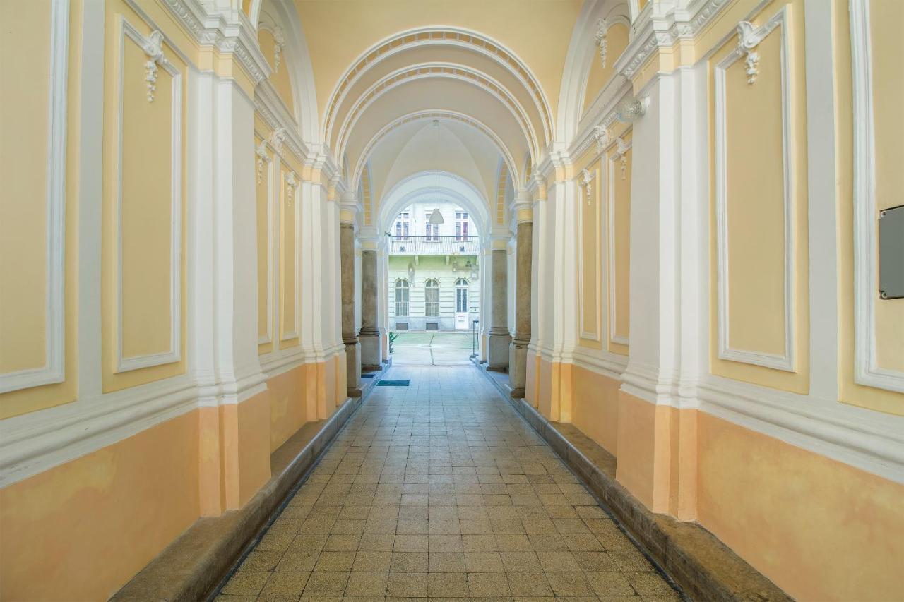 Vanilla Budapest