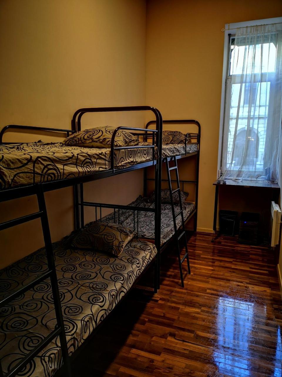 Hostel Yellow-stone