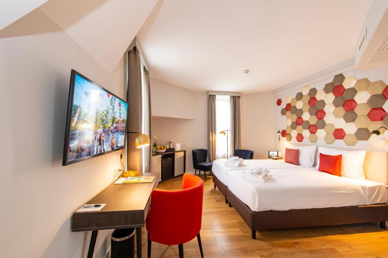 Hotel Three Corners Art