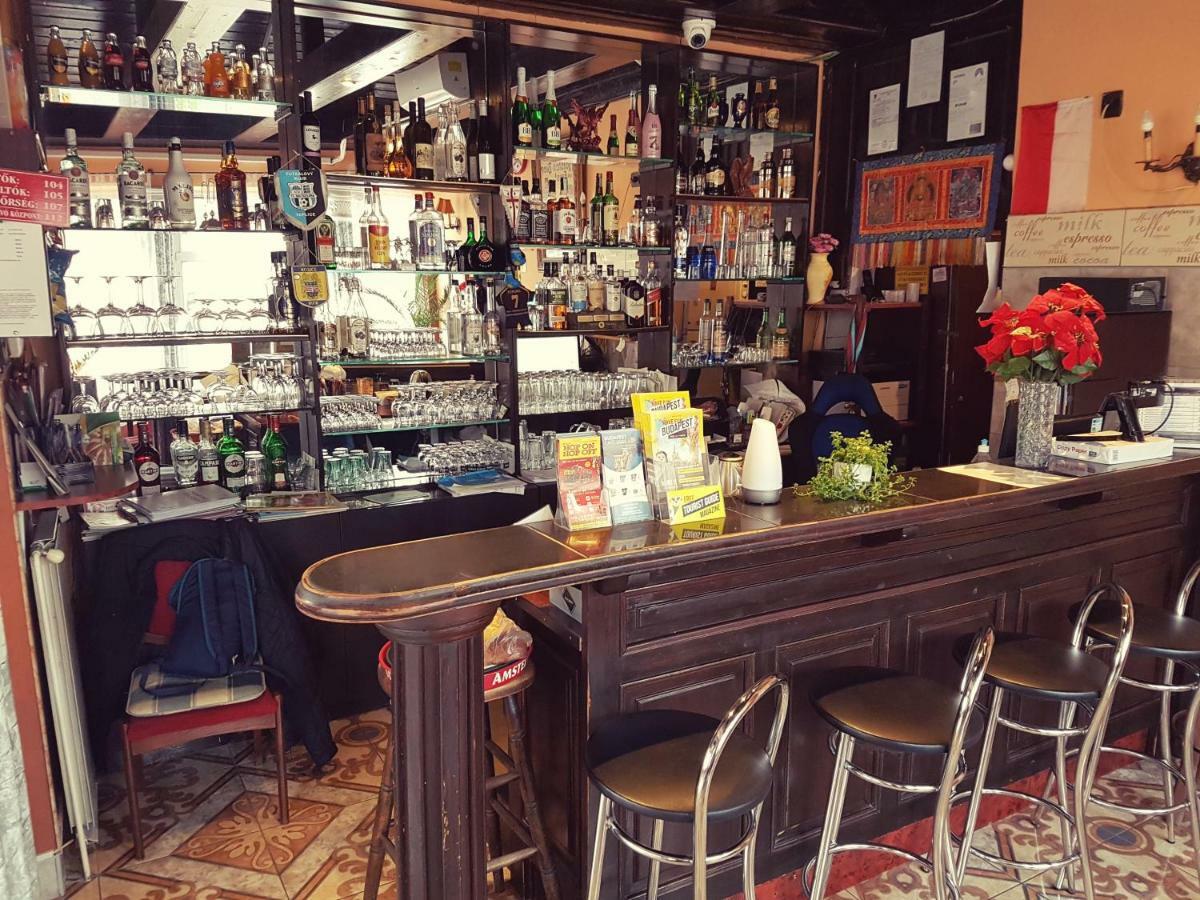 Attila Y Restaurante
