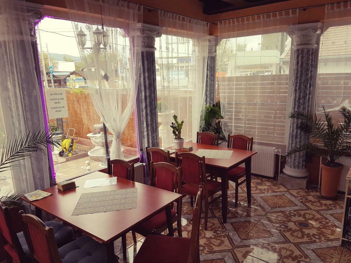 Attila Y Restaurante Hotel