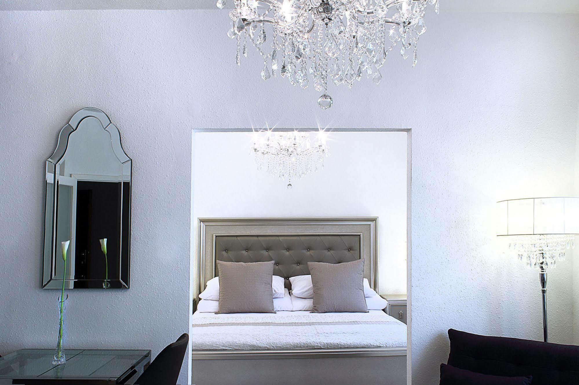 Milford 4* Budapest