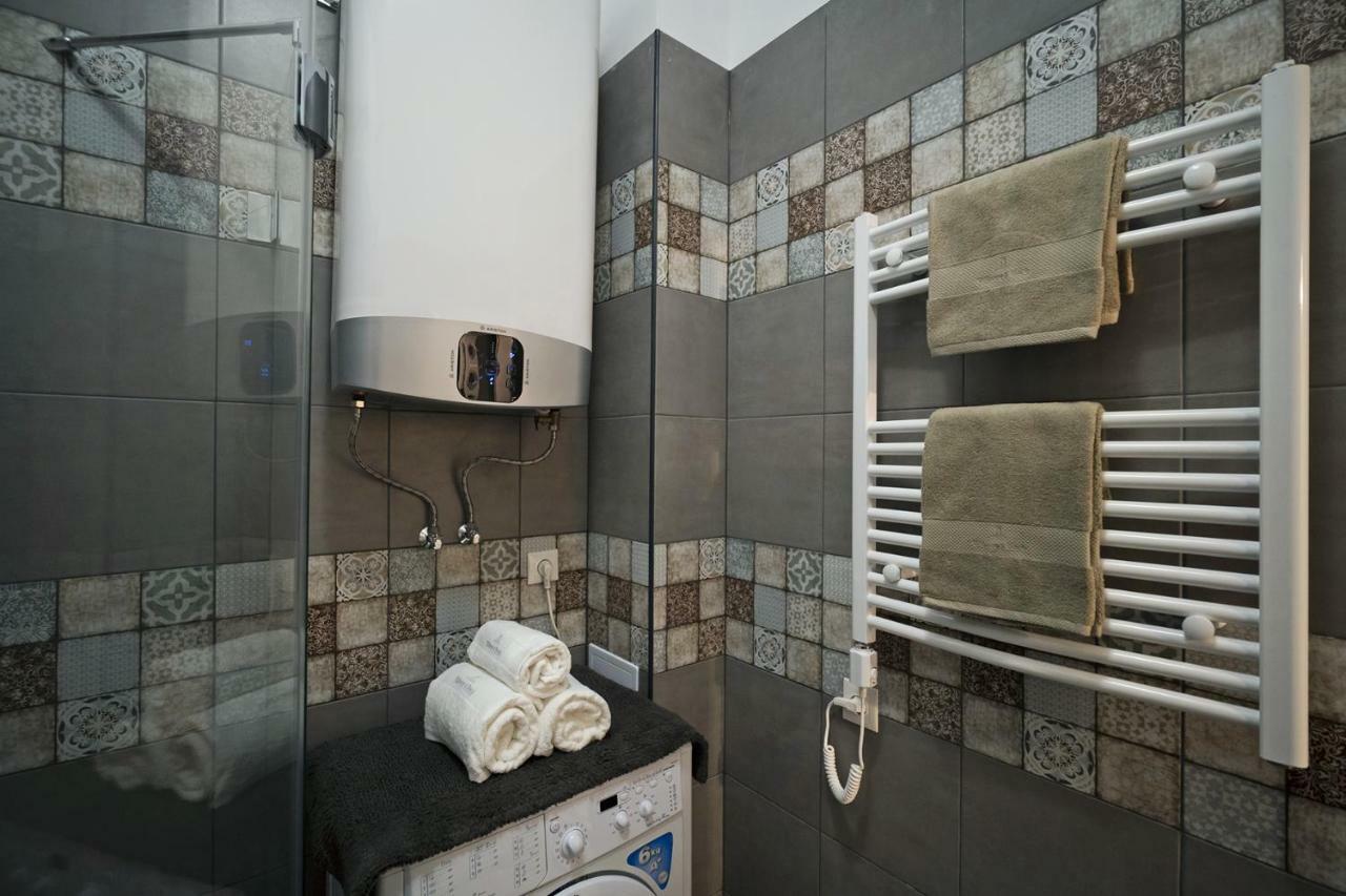 Apartamento Standard By Hi5 -akácfa 57 *
