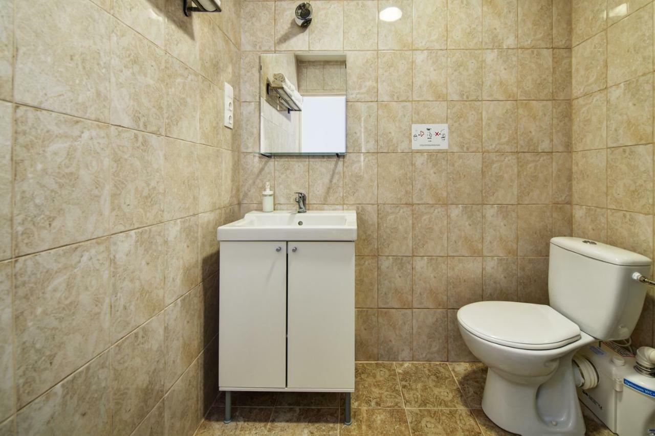 Heart Of Downtown Apartment *