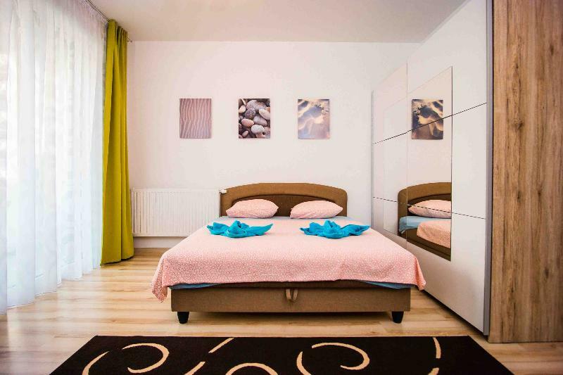Corvin Promenade Aparthotel 3*