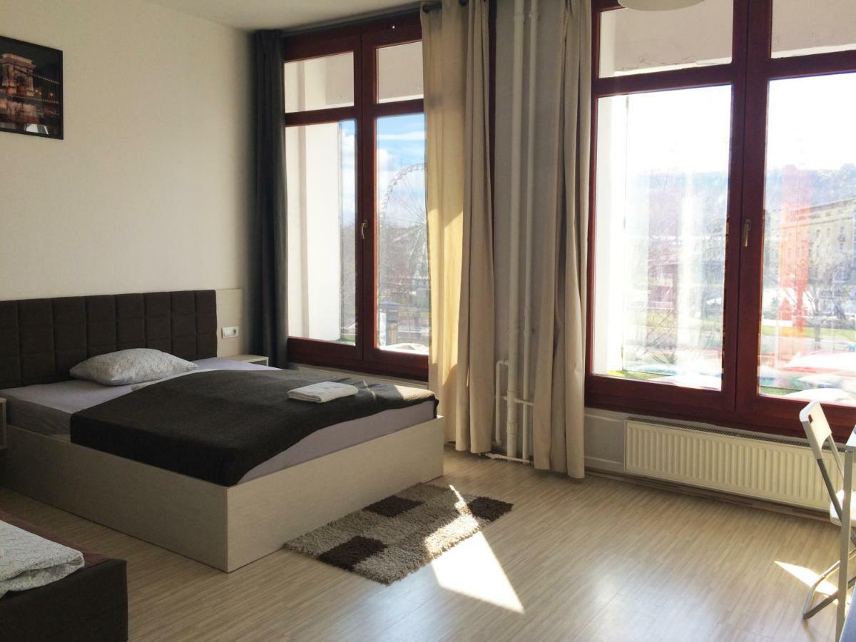 Zoom-budapest Aparthotel 3*