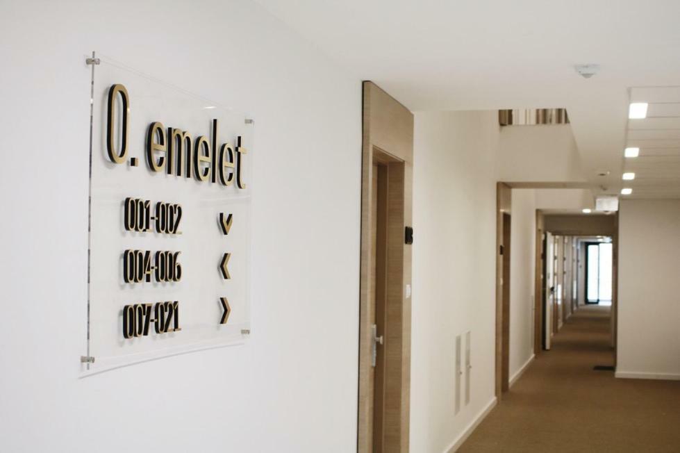 Aparthotel Corvin 3*