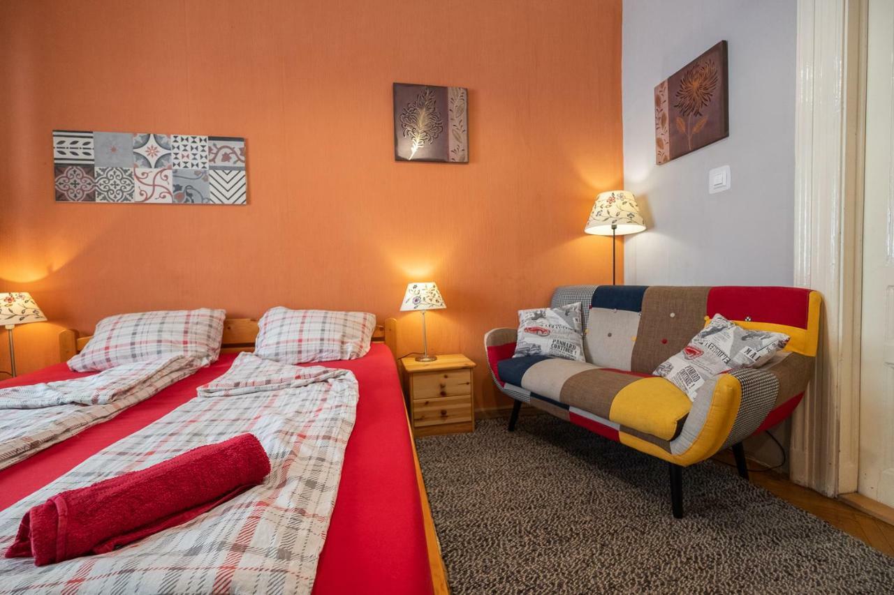 Pesto Hostal
