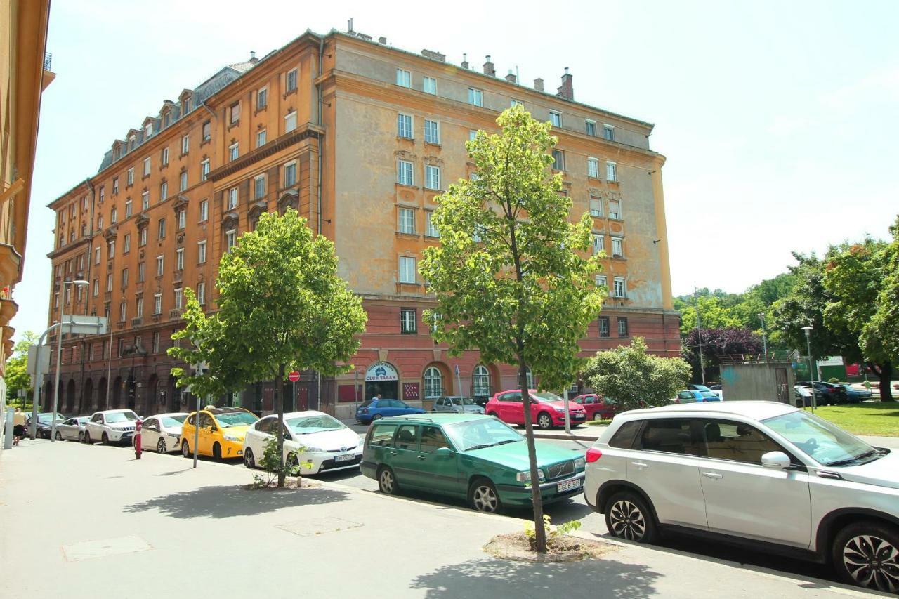 Lejlighed Castle Court *