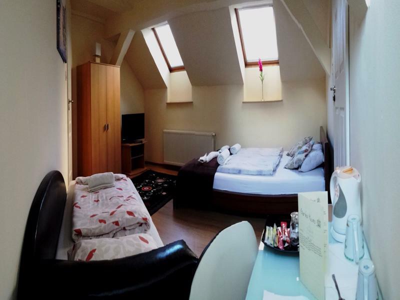 Garden House Gasthof 2*