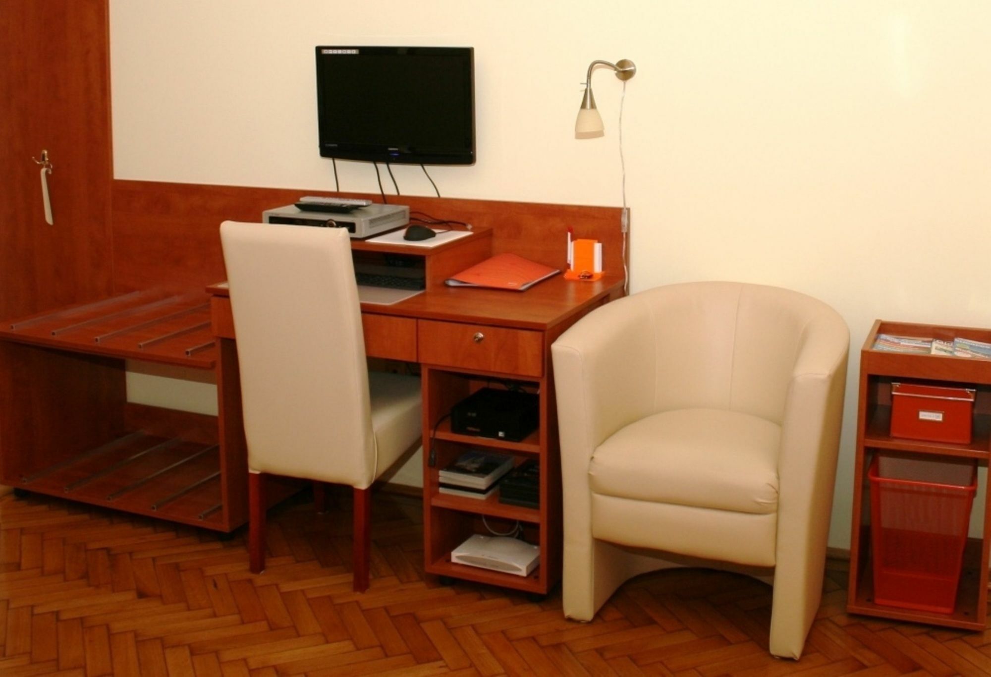 Paprika Apartment