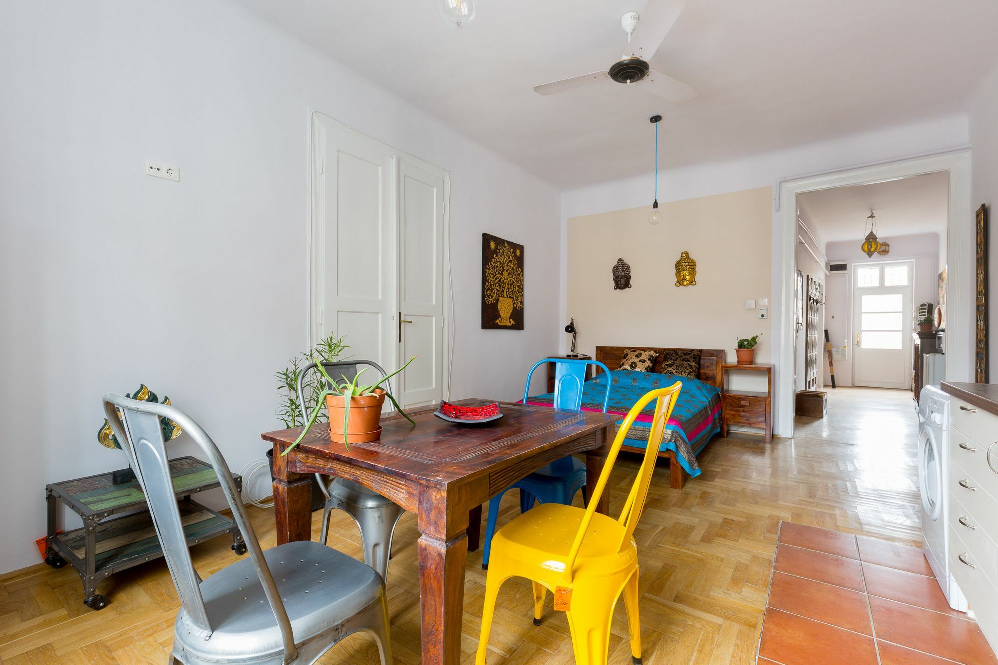 Bpm - Exotic And Buddha In Soho Apartment