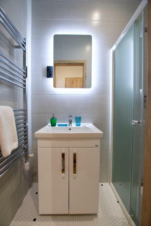 Apartment Standard By Hi5 - Anker 1 *
