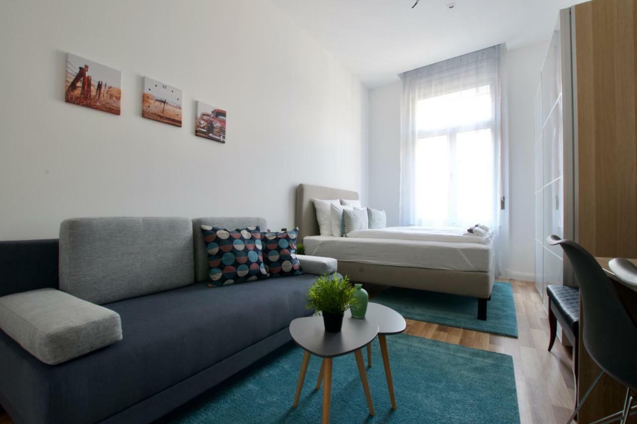 Standard By Hi5 - Anker 1 Budapest