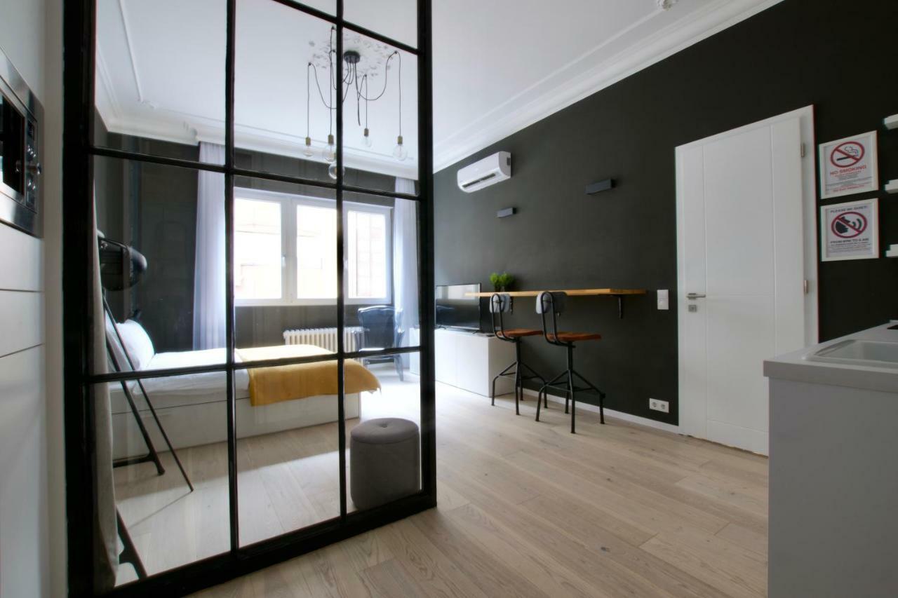 Luxury By Hi5 - Aranykez 7 Budapest