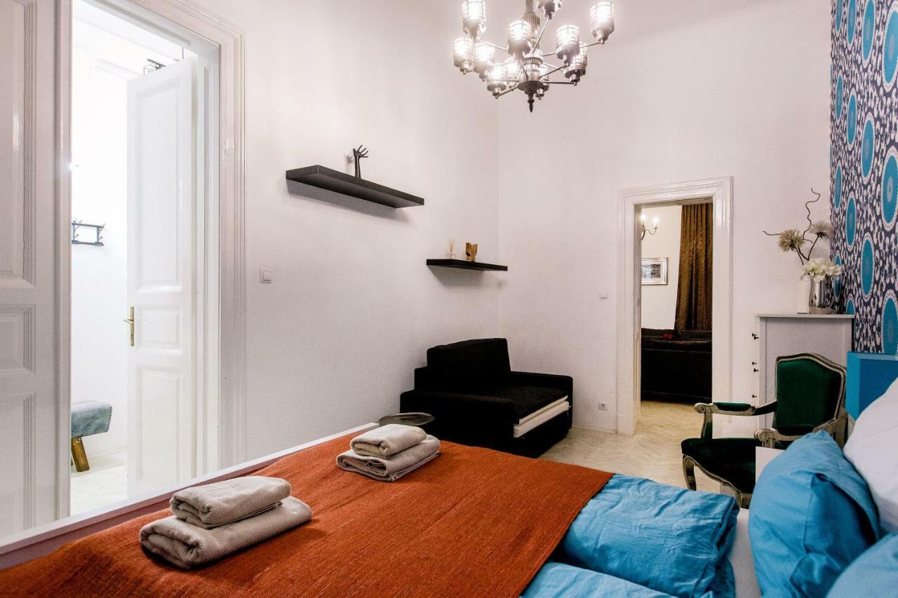Apartment Kz5 In Kazinczy Street