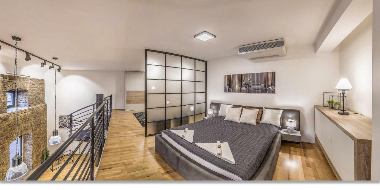 Grand Loft Lägenhet