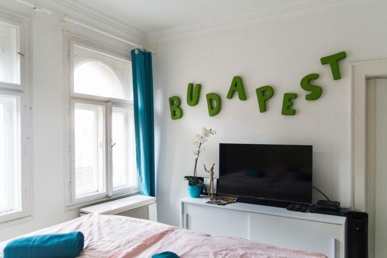 Apartment Queen Bed Budapest