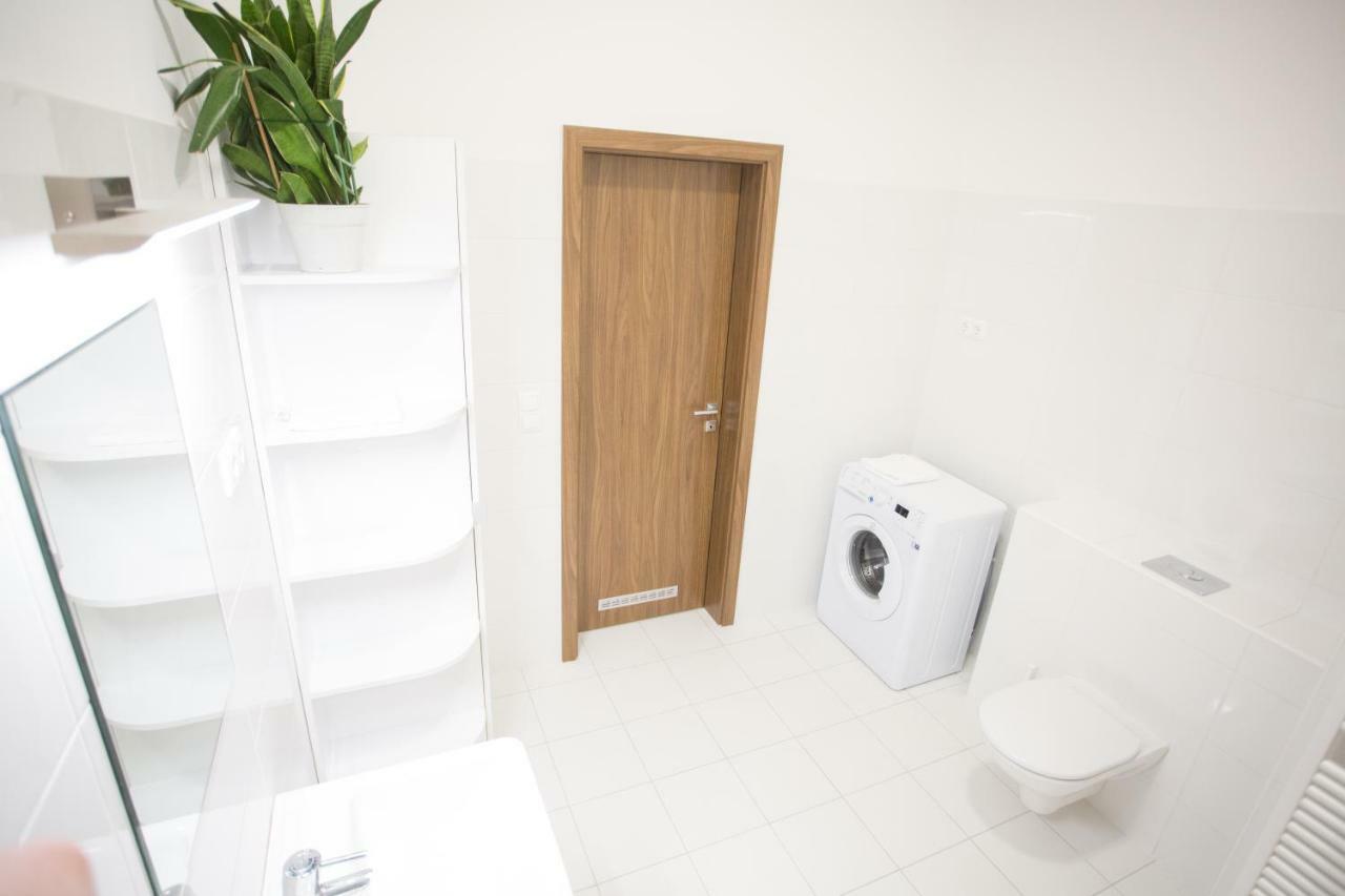 Mill House Suites *
