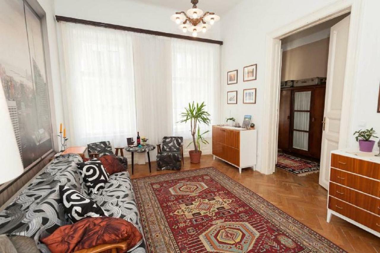 Kiss Center Apartamento