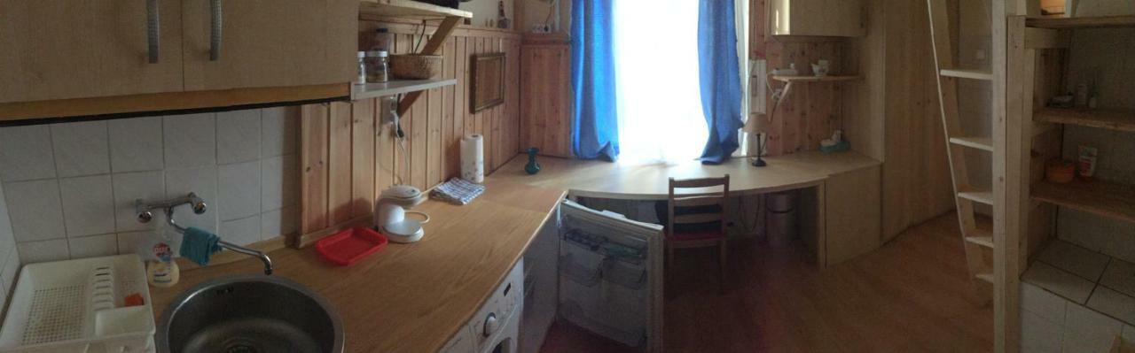 Eoetvoes Rooms Affittacamere *
