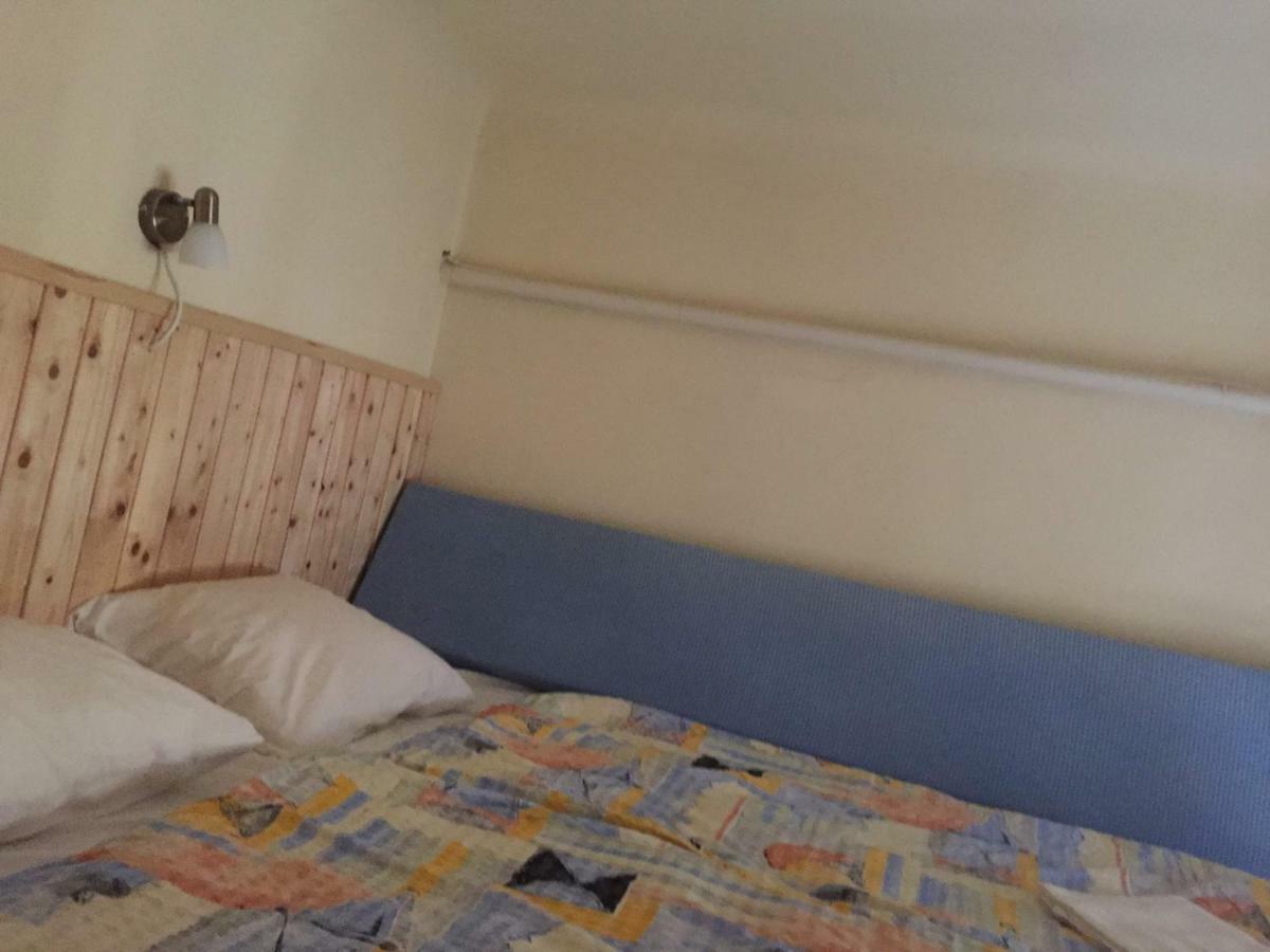 Eoetvoes Rooms Affittacamere *