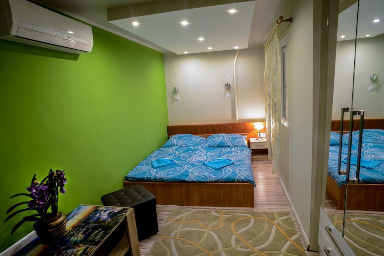 Fireworks Rakoczi - Free Parking - 3 Bedrooms - 2 Bathrooms Budapest