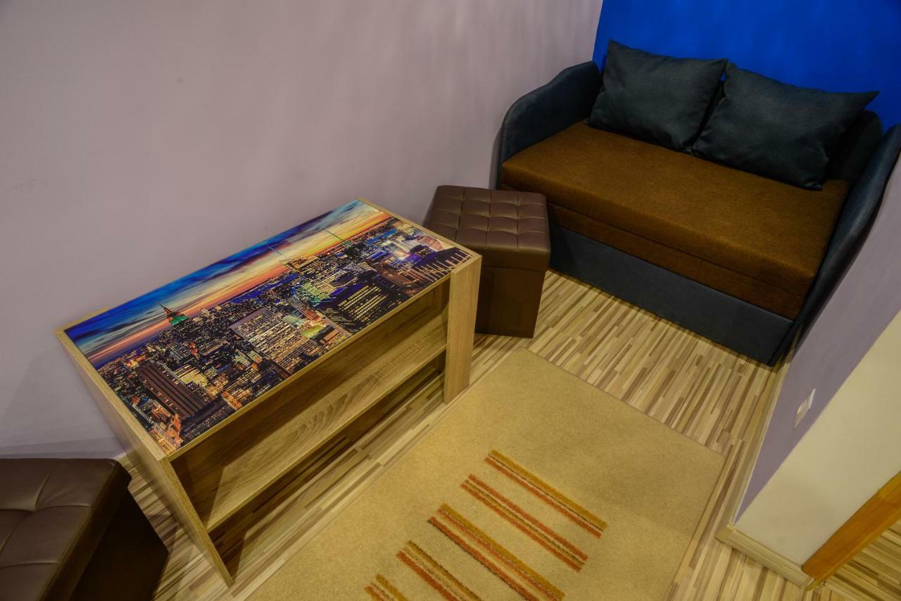 Fireworks Rakoczi - Free Parking - 3 Bedrooms - 2 Bathrooms Apartment